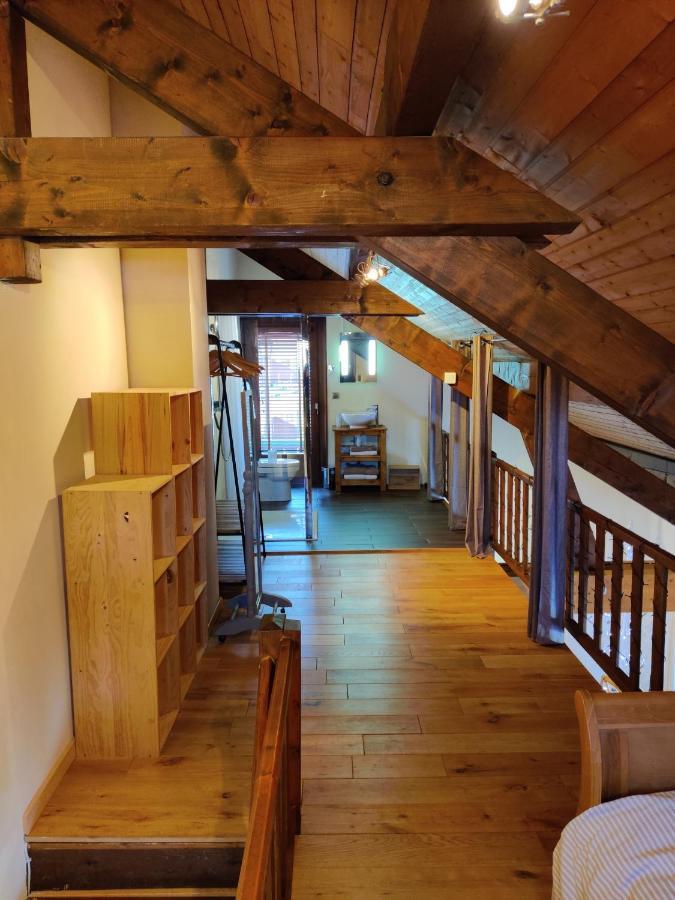 Spacious Ski Chalet In Traditional French Village, Sleeps 8, Four Star With Fibre Broadband Abondance Exterior foto
