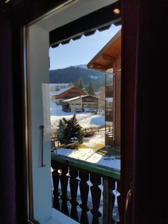 Spacious Ski Chalet In Traditional French Village, Sleeps 8, Four Star With Fibre Broadband Abondance Exterior foto