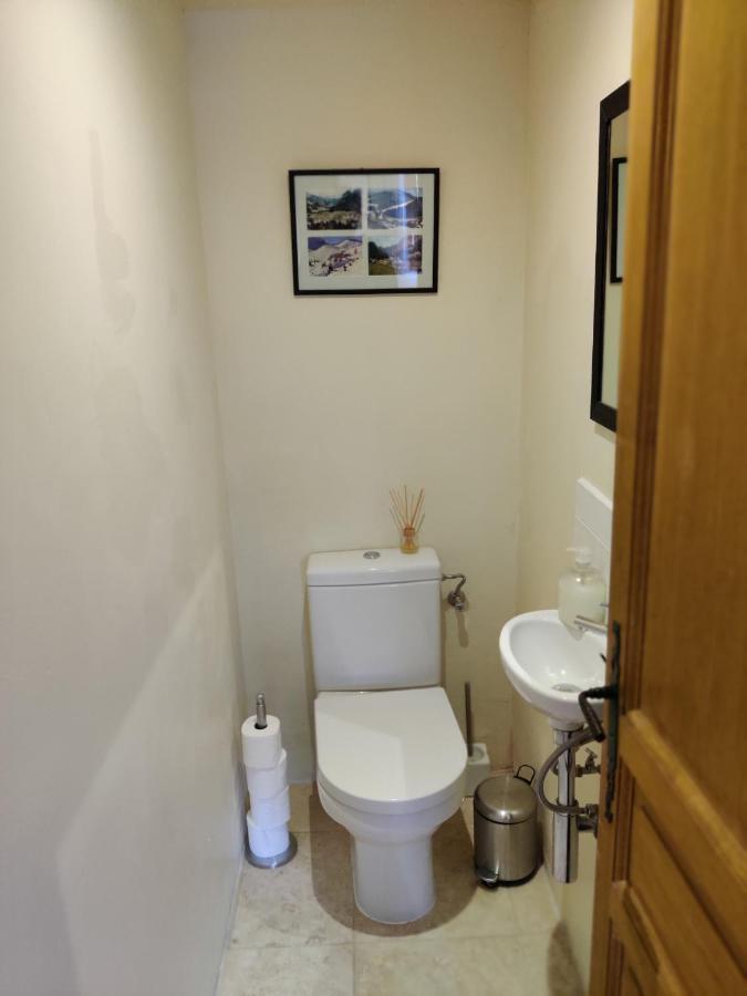 Spacious Ski Chalet In Traditional French Village, Sleeps 8, Four Star With Fibre Broadband Abondance Exterior foto